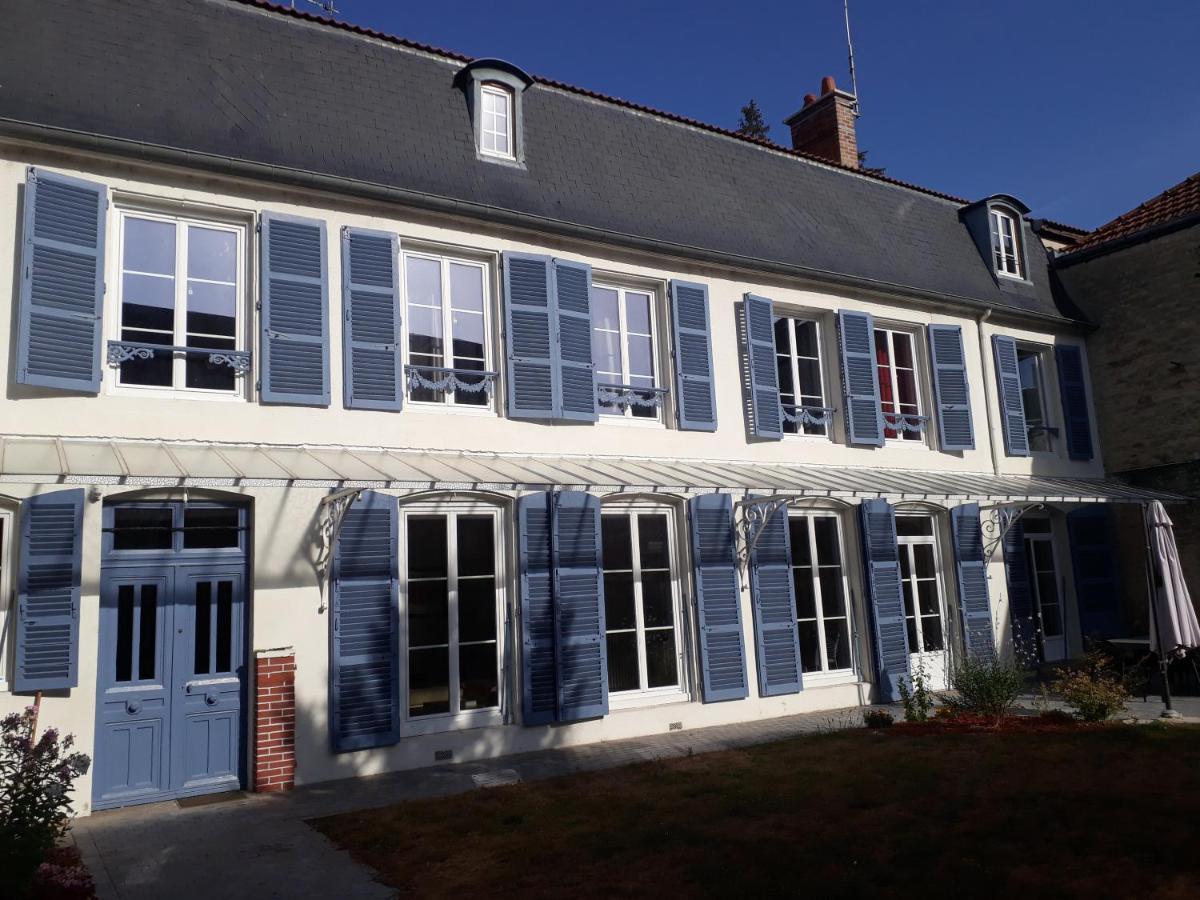 Les Pierres Bleues Hotel Bar-sur-Aube Exterior photo